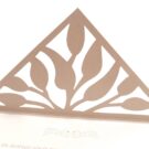 Λεπτομέρεια Προσκλητήριο Γάμου: Φάκελος τρυπητός Lasercut σε χαρτί λείο μεταλλιζέ άμμου_Κωδικός 5920