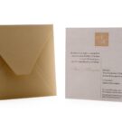 Προσκλητήριο Γάμου: Φάκελος διάστασης 16,8x16,8 εκατ. σε χαρτί γκοφρέ (ανάγλυφο με αραιή ρίγα) μόκα 160 γραμ. και Κάρτα σε χαρτί γκοφρέ γραμμωτό (ανάγλυφο) υπόλευκο 250 γραμ. με εκτύπωση μελάνι γκρι και κρέμα_Κωδικός 5865