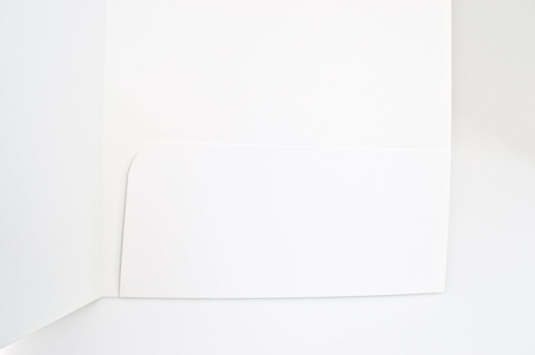 Λεπτομέρεια θήκης folder A4 σε χαρτί Velvet 300gram