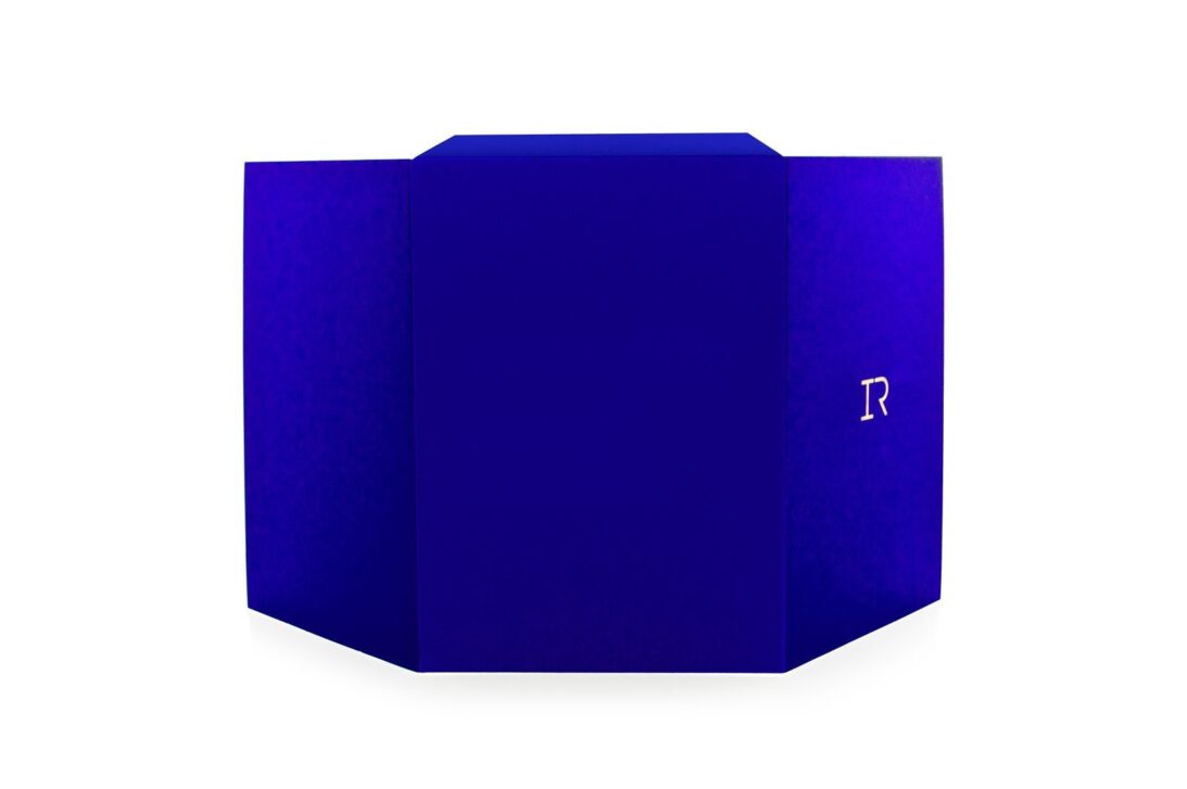Folder A5 σε μπλε χαρτί με εκτύπωση λογοτύπου χρυσοτυπία - εξωτερική πλευρά