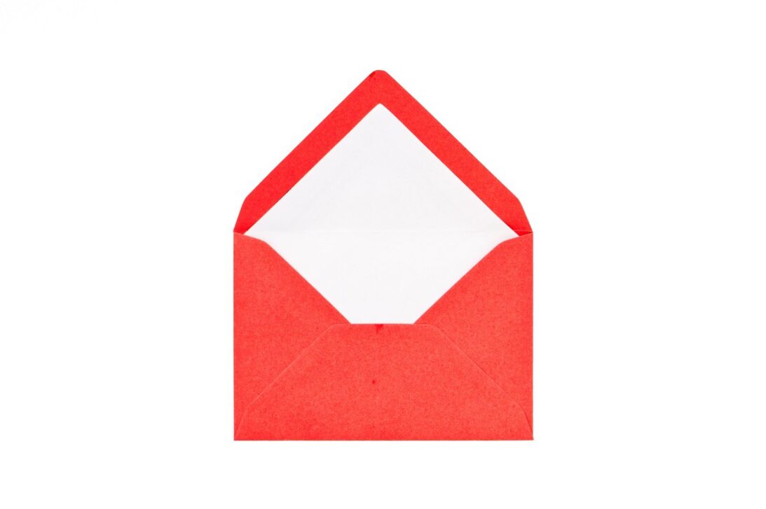 Φάκελος 9,5x13 κόκκινος λείος με εσωτερική επένδυση (φόδρα) λευκό λείο_κωδικός: 00357