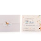 Προσκλητήριο Βάπτισης: Φάκελος διάστασης 12,8x18,8 εκατ. σε χαρτί γκοφρέ γραμμωτό υπόλευκο 170 γραμ., καρτάκι 4x6,5 εκατ. με θέμα ζωάκια ζούγλας και όνομα παιδιού και Κάρτα σε χαρτί γκοφρέ μπιμπικωτό λευκό 250 γραμ. με εκτύπωση μίας όψης μελάνι και θέμα αερόστατο και ζωάκια ζούγλας: ελέφαντας, λαγός, αλεπού, καμηλοπάρδαλη